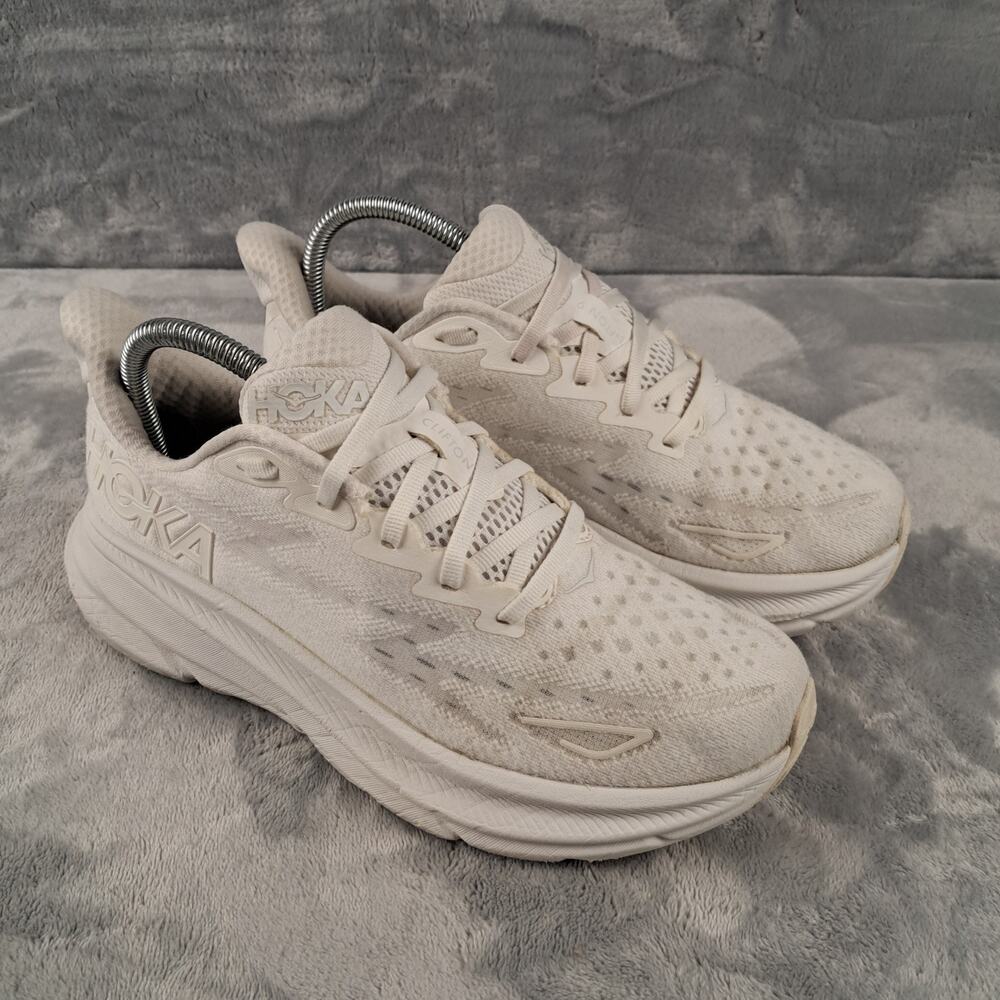 Hoka One One Clifton 9 Womens Size 8B White Athletic Running Shoes Sneakers